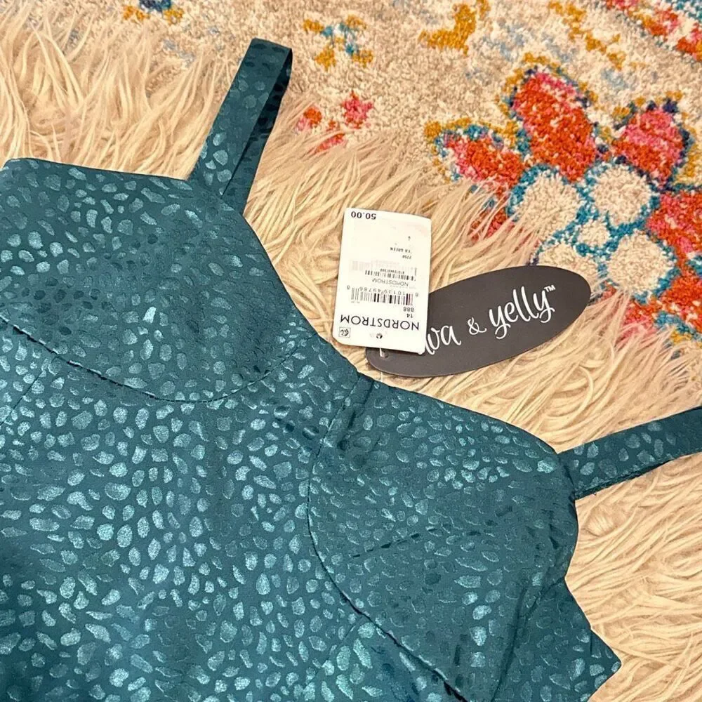Ava and Yelly nwt ava